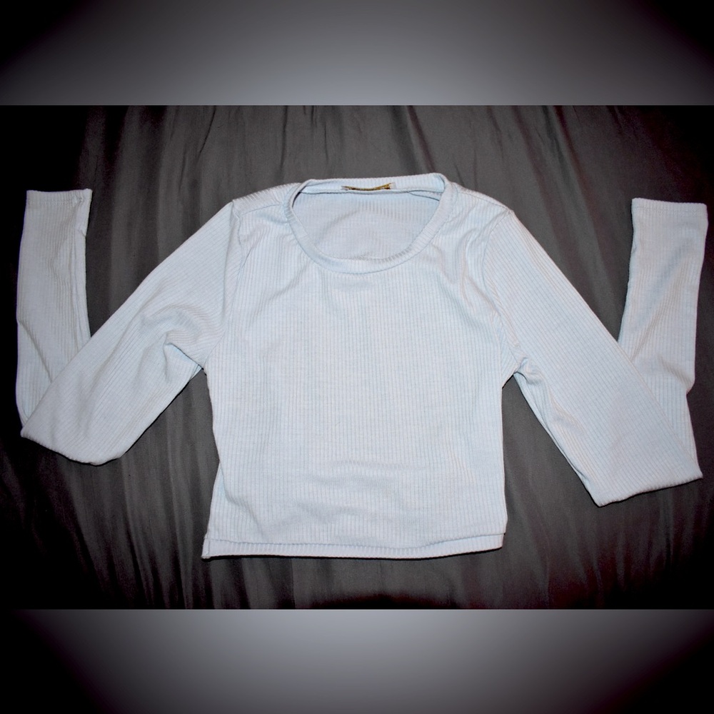 Baby blue crop top